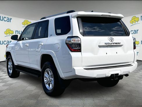 Used 2024 Toyota 4Runner SR5 Premium image 4