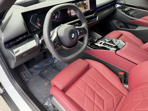 Used 2026 BMW 530i 530i w/ Premium Package image 29