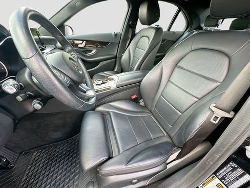 Used 2018 Mercedes-Benz C 300 4MATIC Sedan image 21