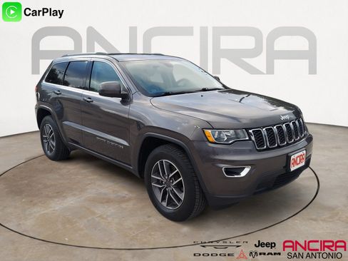 Used 2019 Jeep Grand Cherokee Laredo w/ 18" Wheel & 8.4" Radio Group RWD image 1