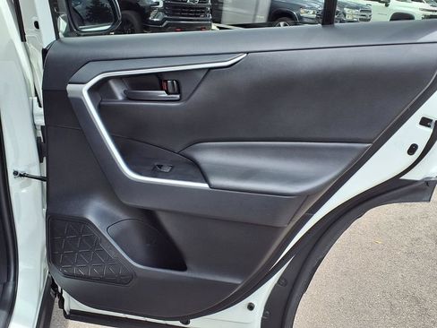 Used 2024 Toyota RAV4 LE AWD/4WD image 14