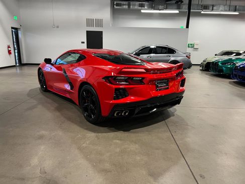 Used 2020 Chevrolet Corvette Stingray Premium Cpe w/ 3LT Preferred Equipment Group image 4