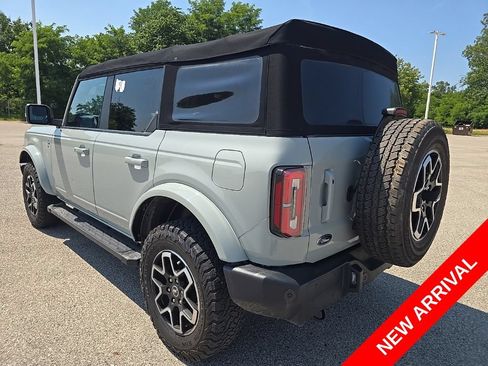 Used 2022 Ford Bronco Outer Banks AWD/4WD image 4