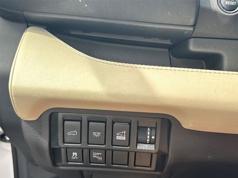 Used 2020 Subaru Ascent Touring w/ Popular Package #3 AWD/4WD image 37