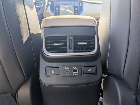 New 2025 Subaru Outback Limited image 25