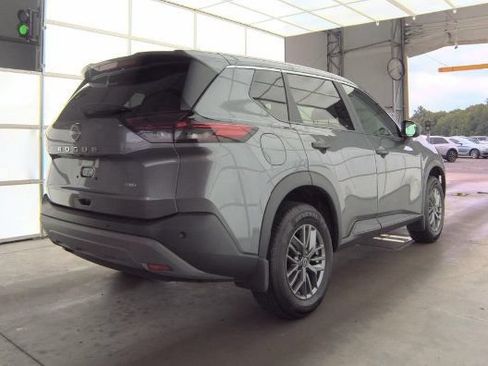 Used 2023 Nissan Rogue S AWD/4WD image 4