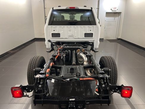 New 2025 Ford F250 XLT w/ Snow Plow Prep Package image 5