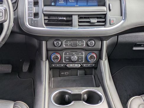 Certified 2024 Chevrolet Suburban Premier w/ Texas Edition image 20