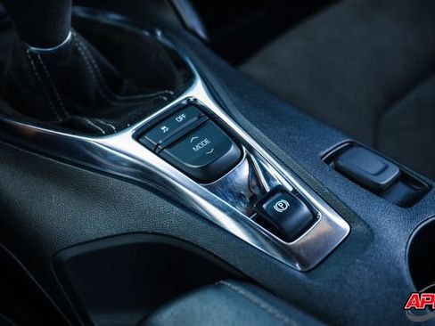 Used 2019 Chevrolet Camaro SS RWD image 20