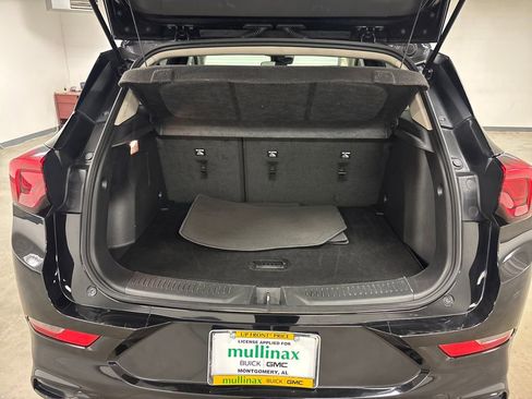 Used 2024 Buick Encore GX Sport Touring w/ Comfort Package image 19