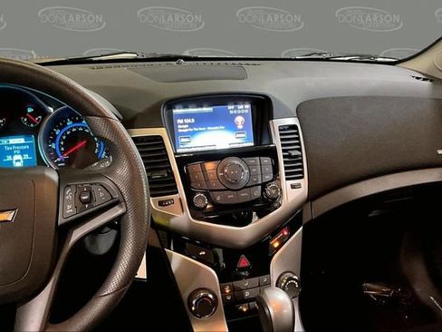 Used 2016 Chevrolet Cruze LT FWD image 30
