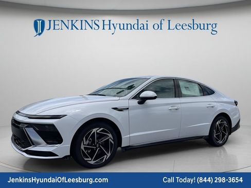 New 2026 Hyundai Sonata SEL FWD image 10