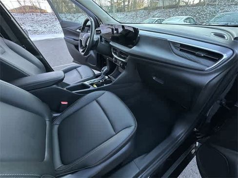 Used 2024 Buick Encore GX Sport Touring w/ Comfort Package image 20