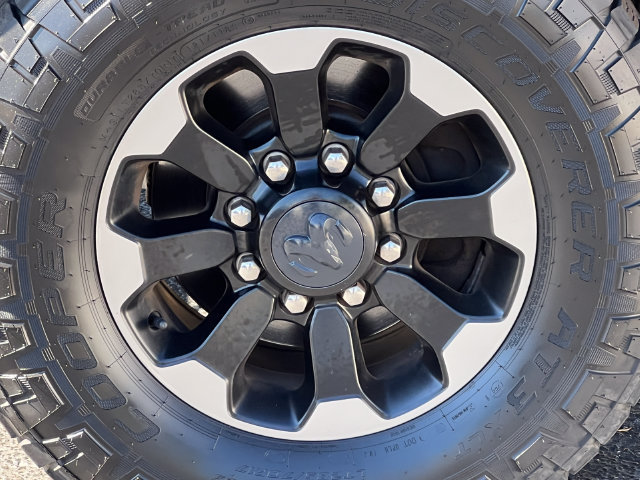 Used 2017 RAM 2500 Power Wagon w/ Leather & Luxury Group AWD/4WD image 7