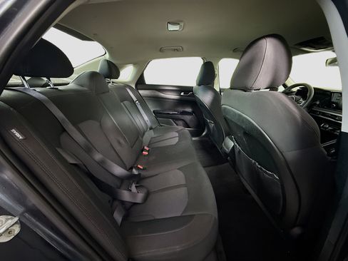 Used 2023 Kia K5 LXS image 27