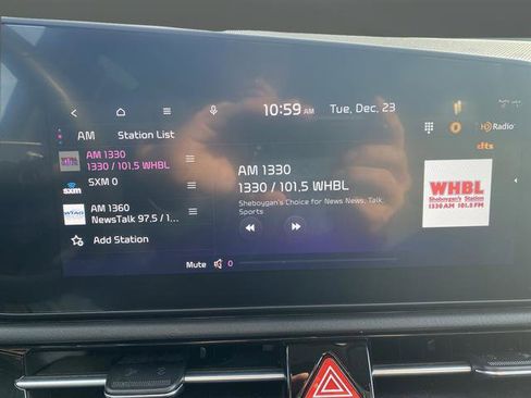 Certified 2023 Kia Niro EX image 19