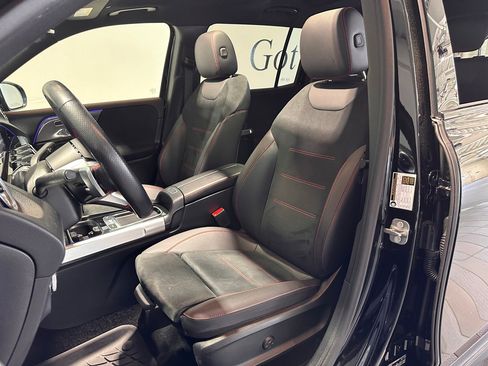 Certified 2024 Mercedes-Benz GLB 250 4MATIC image 15