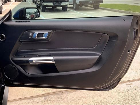 Used 2021 Ford Mustang GT RWD image 19