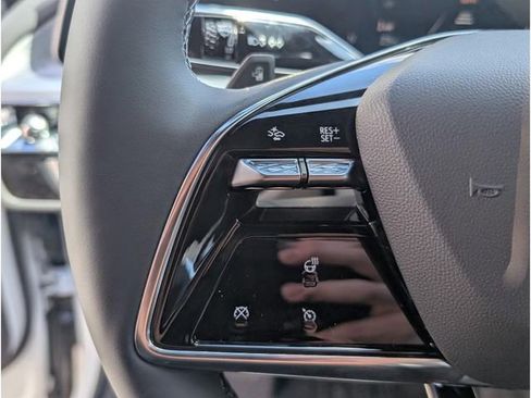 New 2025 Cadillac Lyriq Sport w/ LPO, Floor Liner Package image 19