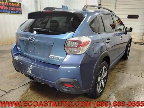 Used 2016 Subaru Crosstrek Touring AWD/4WD image 3