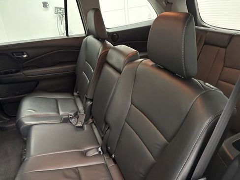 Used 2018 Honda Pilot EX-L image 17