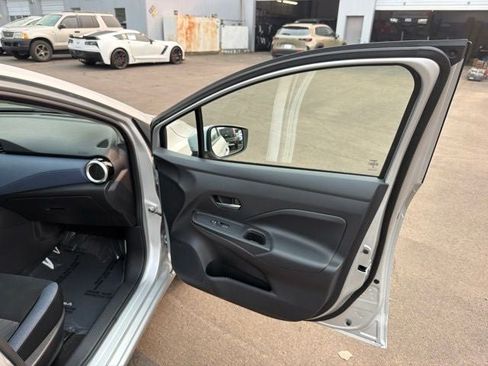 Used 2023 Nissan Versa SV FWD image 18