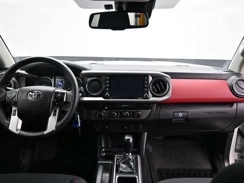 Used 2021 Toyota Tacoma SR5 image 9