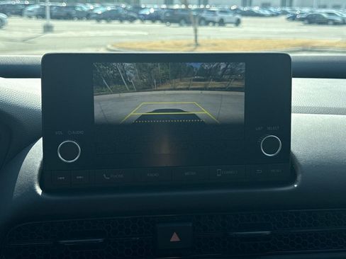 Certified 2025 Honda HR-V LX image 23