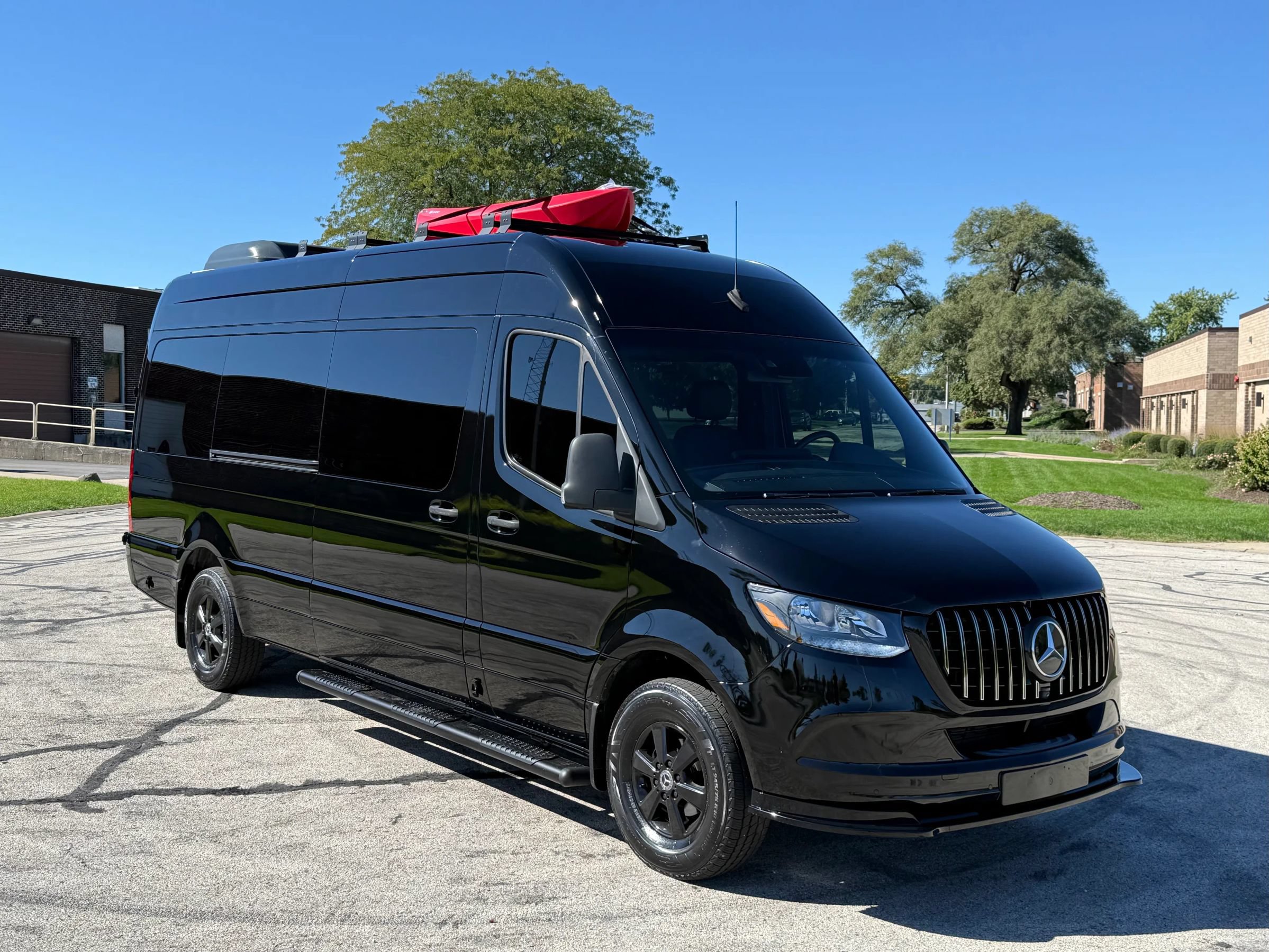 Used 2020 Mercedes-Benz Sprinter 2500 image 1