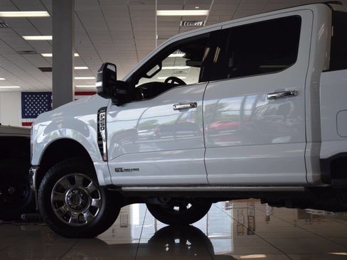 Used 2023 Ford F250 Lariat w/ Chrome Package AWD/4WD image 41