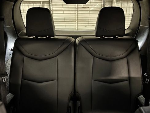Used 2022 Cadillac XT6 Premium Luxury FWD image 21