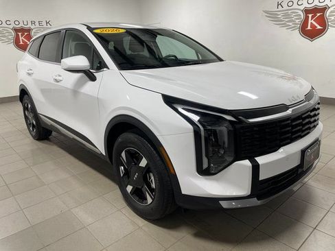 Used 2026 Kia Sportage LX AWD/4WD image 1