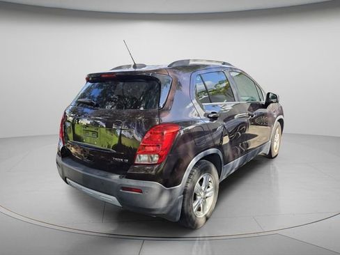 Used 2016 Chevrolet Trax LT w/ LT Convenience Package FWD image 6