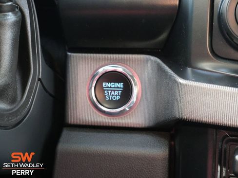 Used 2023 Ford F250 Platinum w/ FX4 Off-Road Package image 23