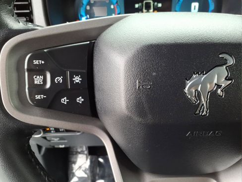 Used 2025 Ford Bronco Big Bend image 23