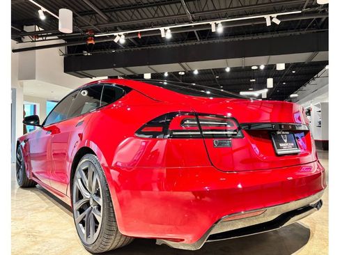 Used 2024 Tesla Model S image 17