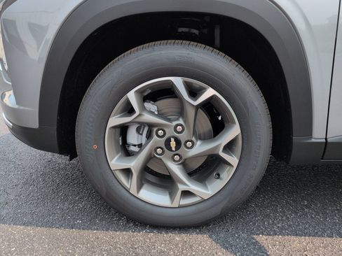 New 2026 Chevrolet Trax LT FWD image 57