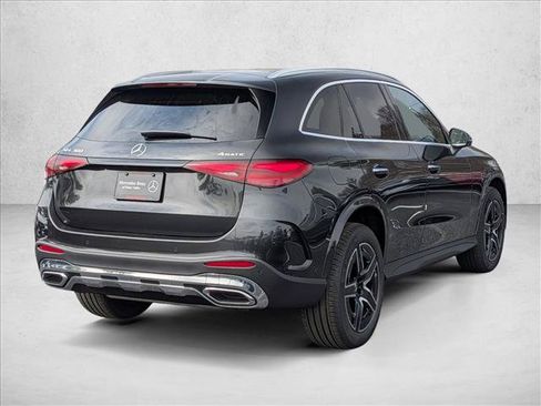 New 2026 Mercedes-Benz GLC 300 4MATIC image 2