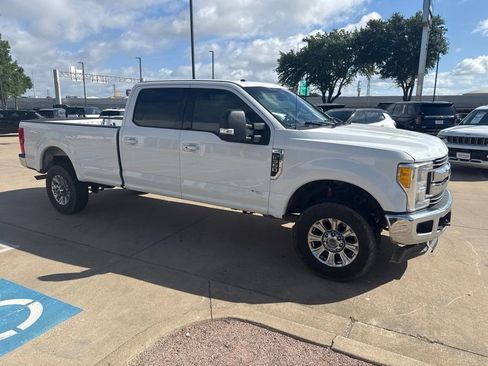 Used 2017 Ford F350 XLT w/ FX4 4x4 Off Road Package image 3