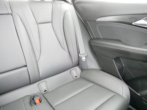 Used 2025 Buick Envision Preferred image 14