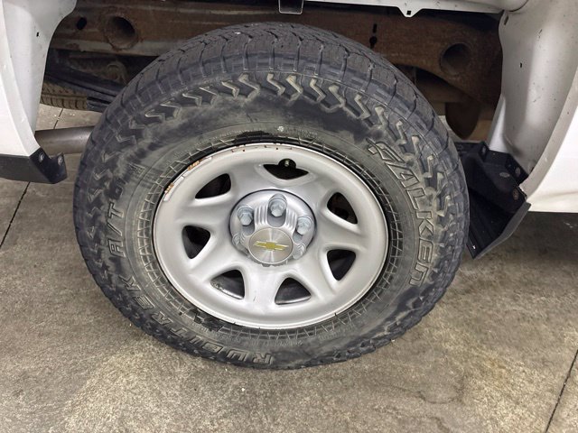 Used 2018 Chevrolet Silverado 1500 W/T w/ Trailering Package RWD image 9