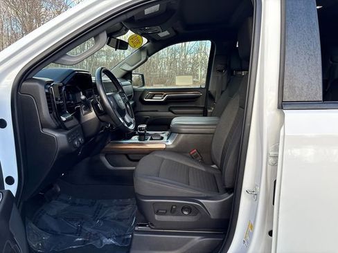 Used 2024 Chevrolet Silverado 1500 RST w/ Protection Package AWD/4WD image 36
