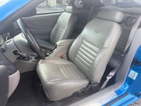 Used 2000 Ford Mustang GT RWD image 11