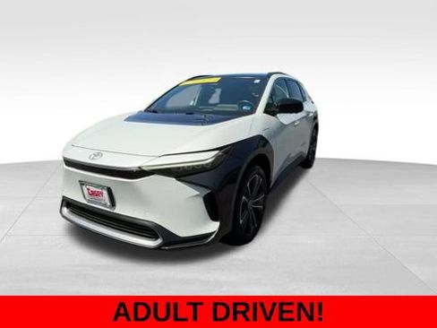 Used 2023 Toyota bZ4X AWD w/ Weather Package image 2