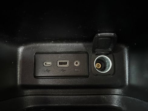 Used 2022 Chevrolet Equinox LT FWD image 23