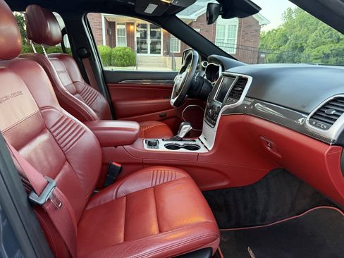 Used 2018 Jeep Grand Cherokee Trackhawk AWD/4WD image 33