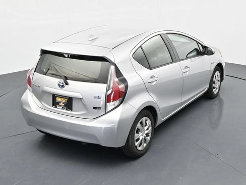Used 2016 Toyota Prius C One FWD image 24