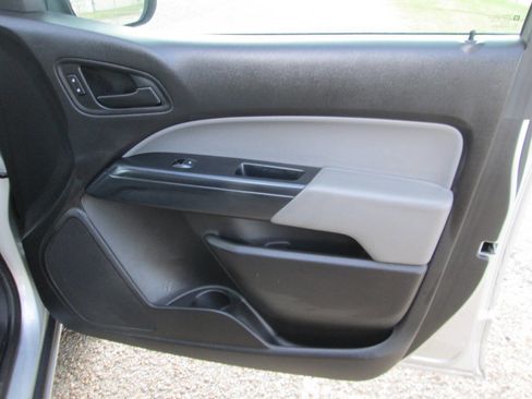 Used 2017 GMC Canyon 2WD Crew Cab w/ Convenience Package image 45