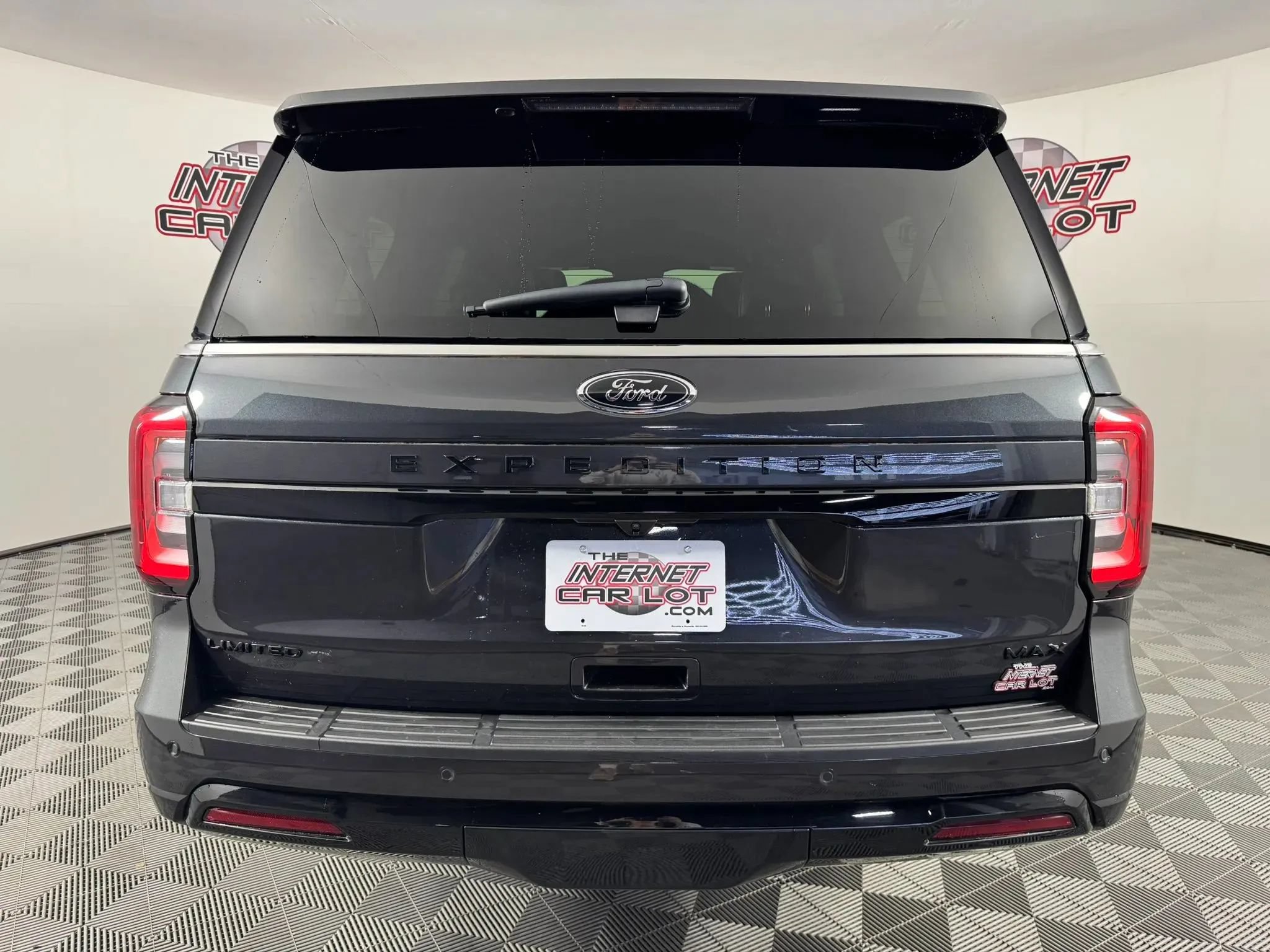 Used 2024 Ford Expedition Max Limited AWD/4WD image 6