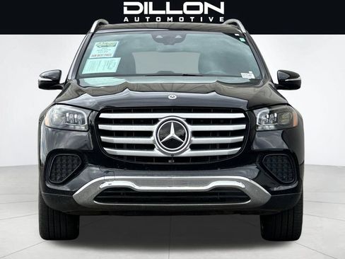 Used 2024 Mercedes-Benz GLS 450 4MATIC image 9